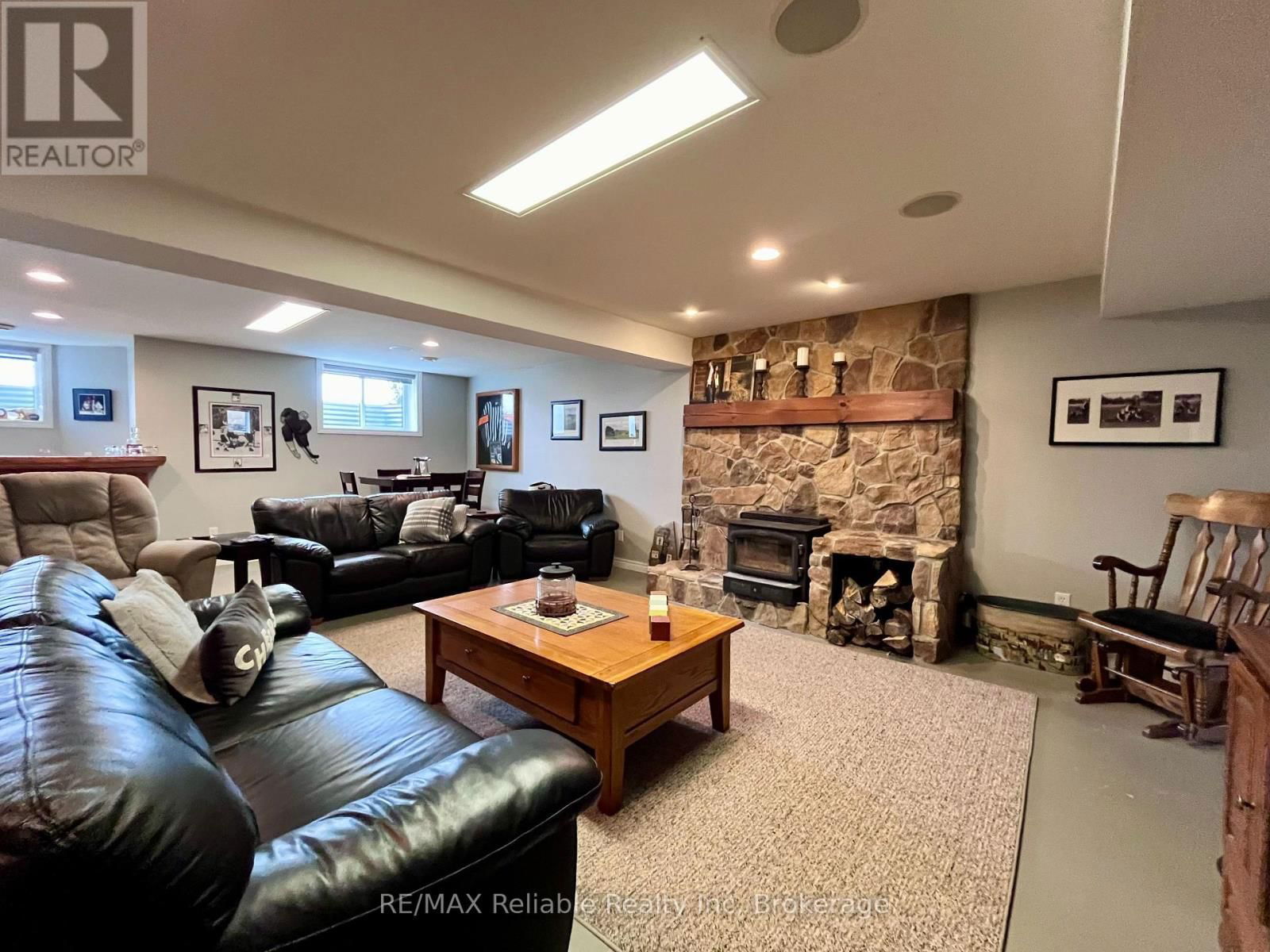 33859 GOLF COURSE ROAD Image 41