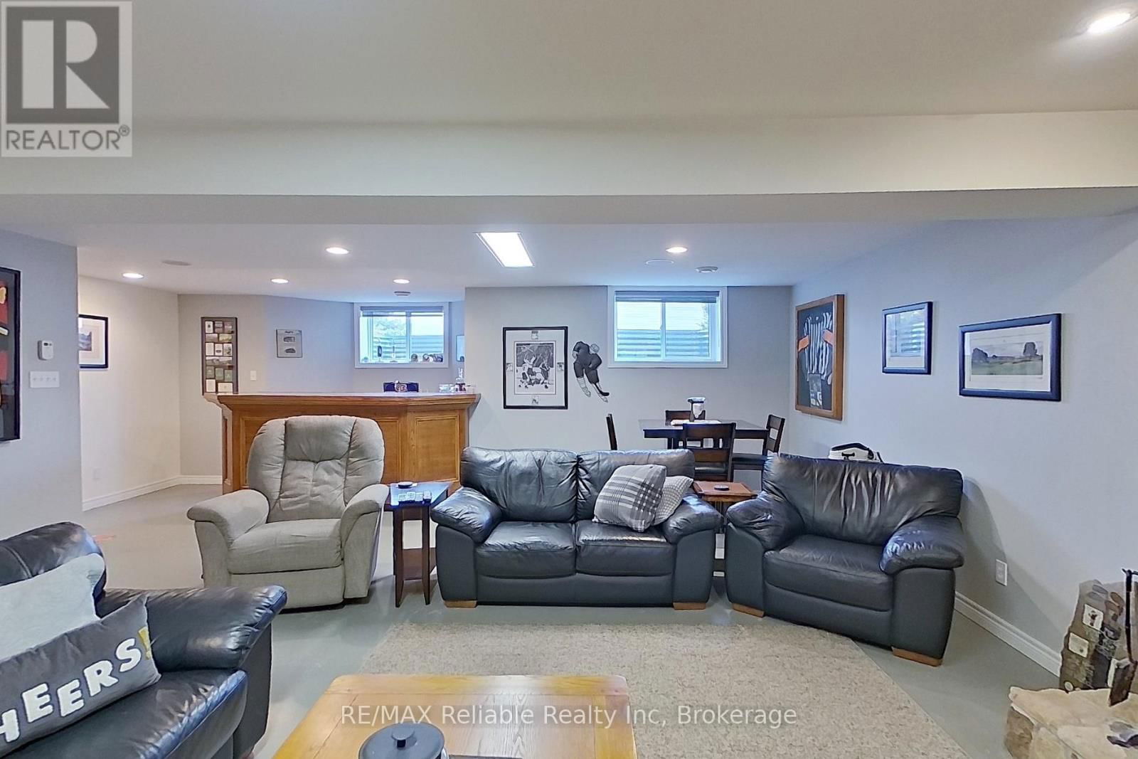 33859 GOLF COURSE ROAD Image 42