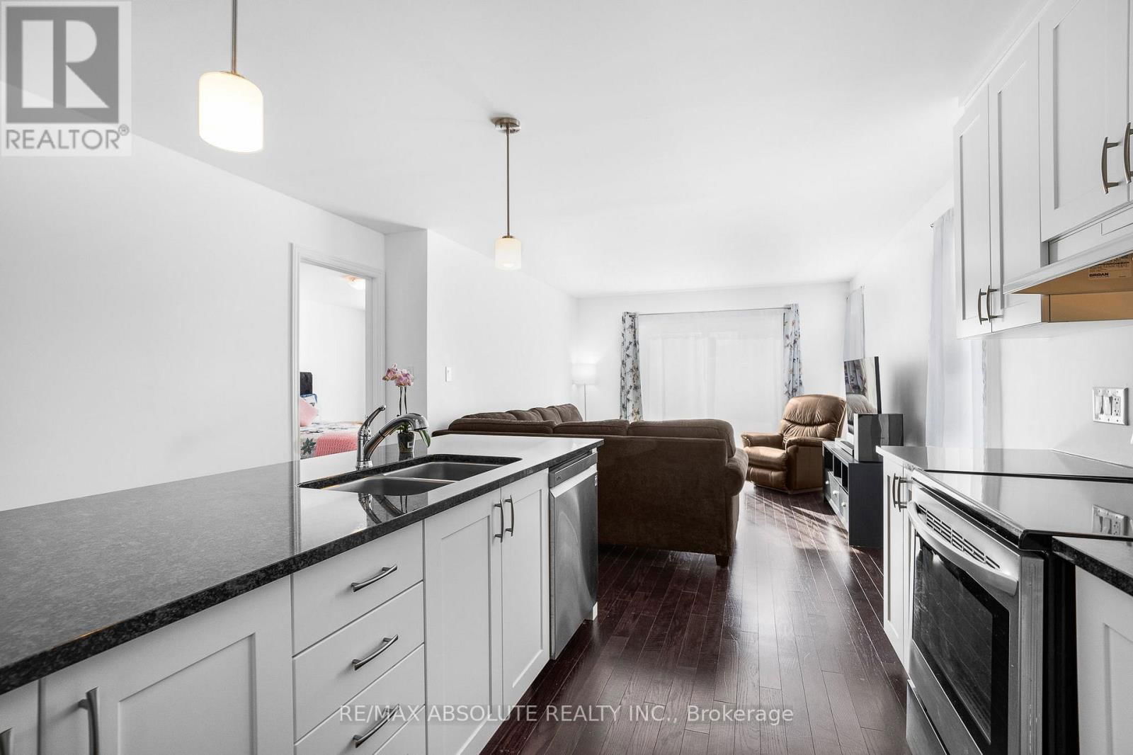 625 ROBERT STREET Image 10