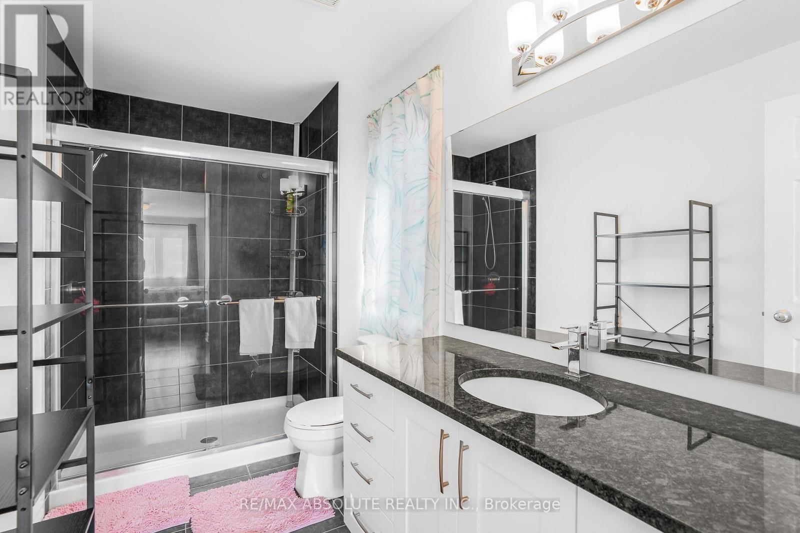 625 ROBERT STREET Image 16