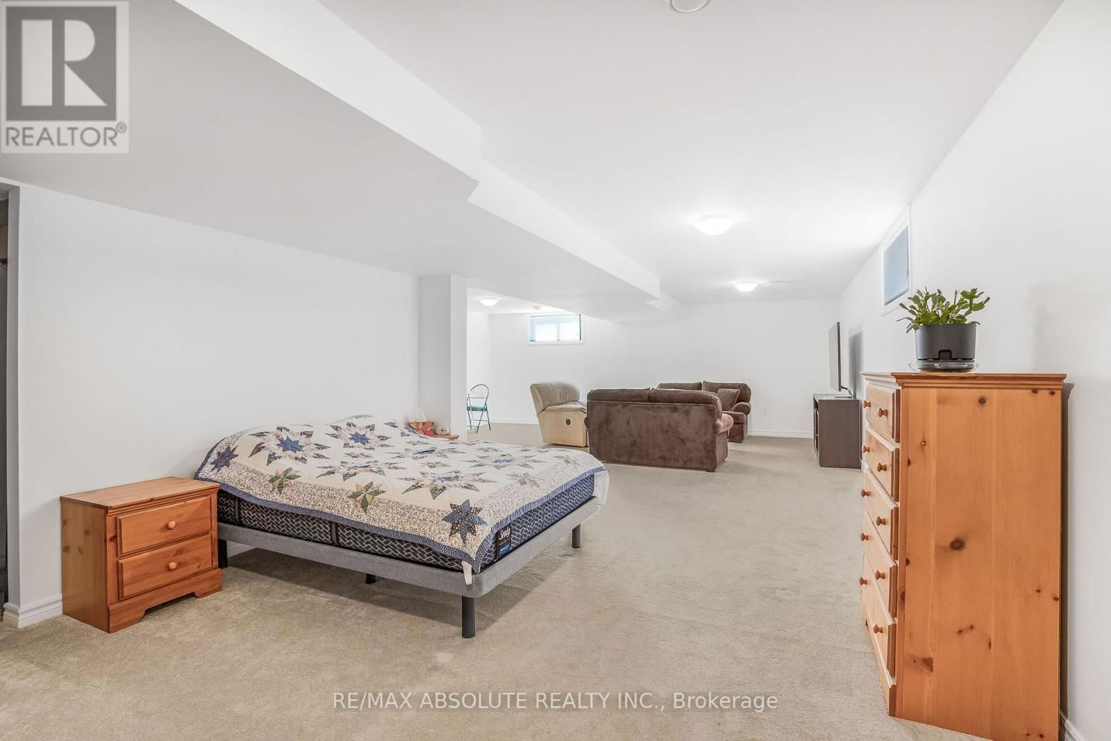 625 ROBERT STREET Image 23