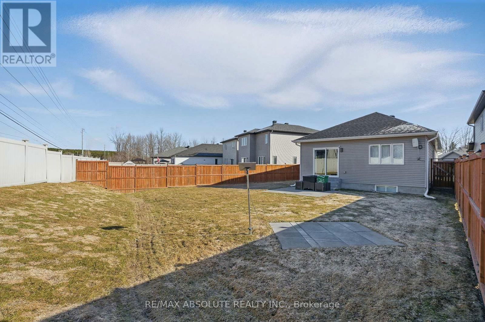 625 ROBERT STREET Image 26