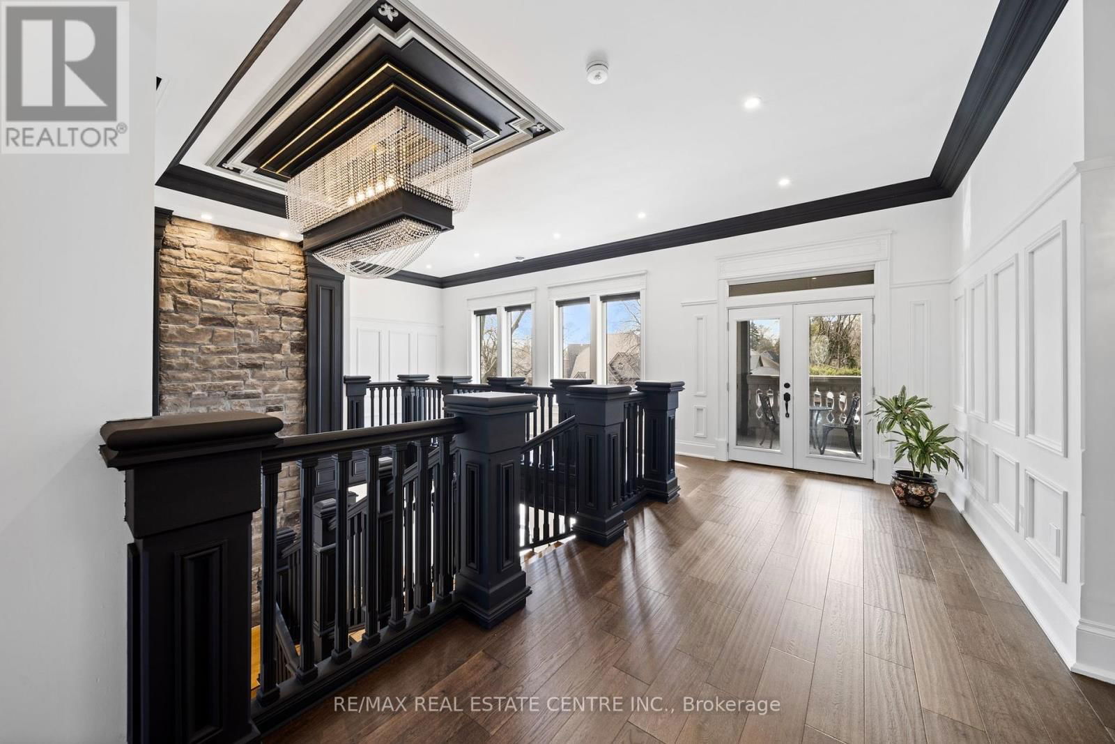 23 CAMERON DRIVE Image 17