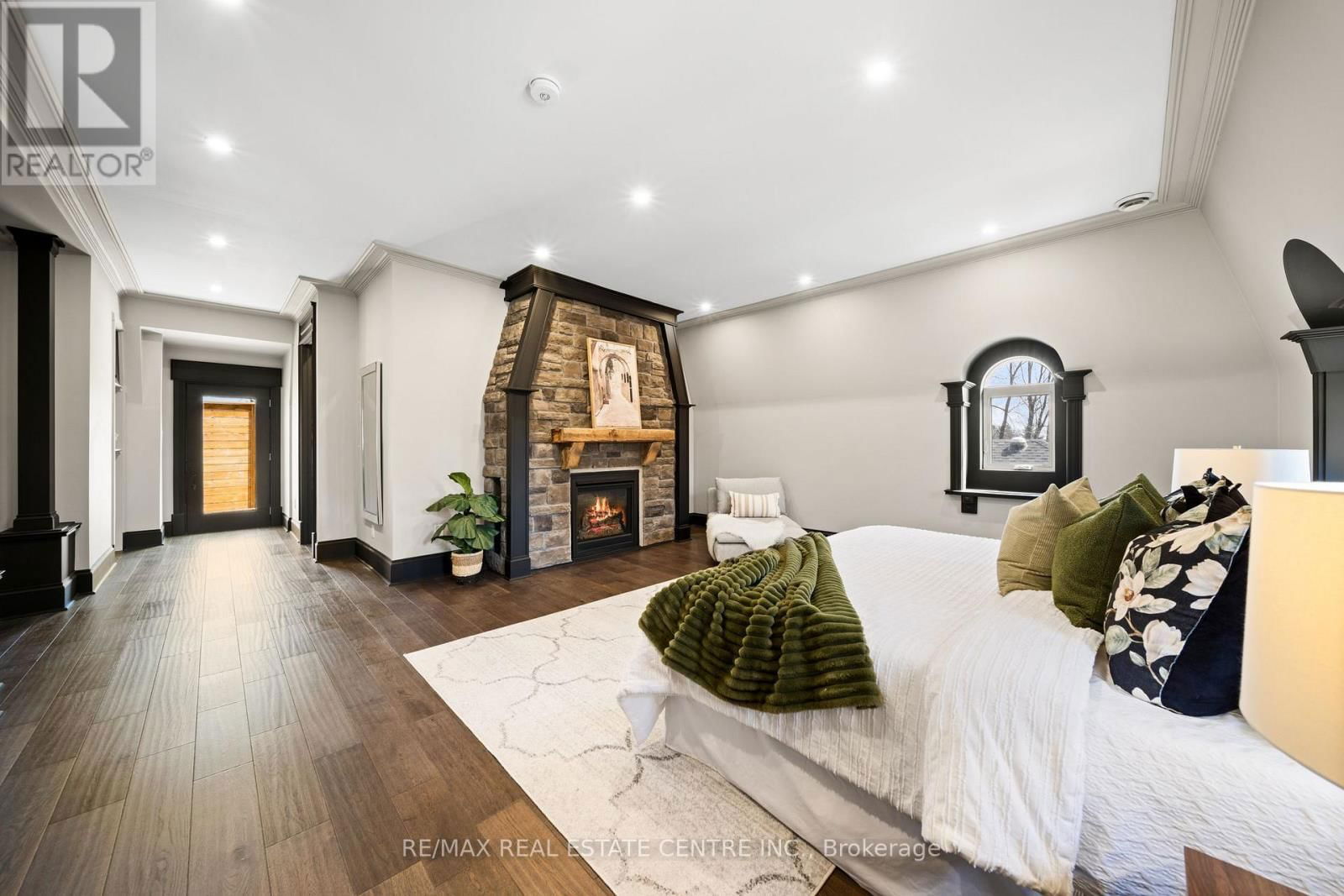 23 CAMERON DRIVE Image 19
