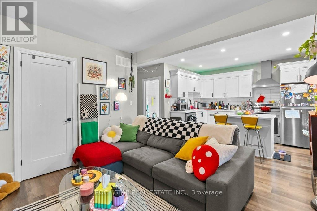 20 HOLTON AVENUE SOUTH Image 30
