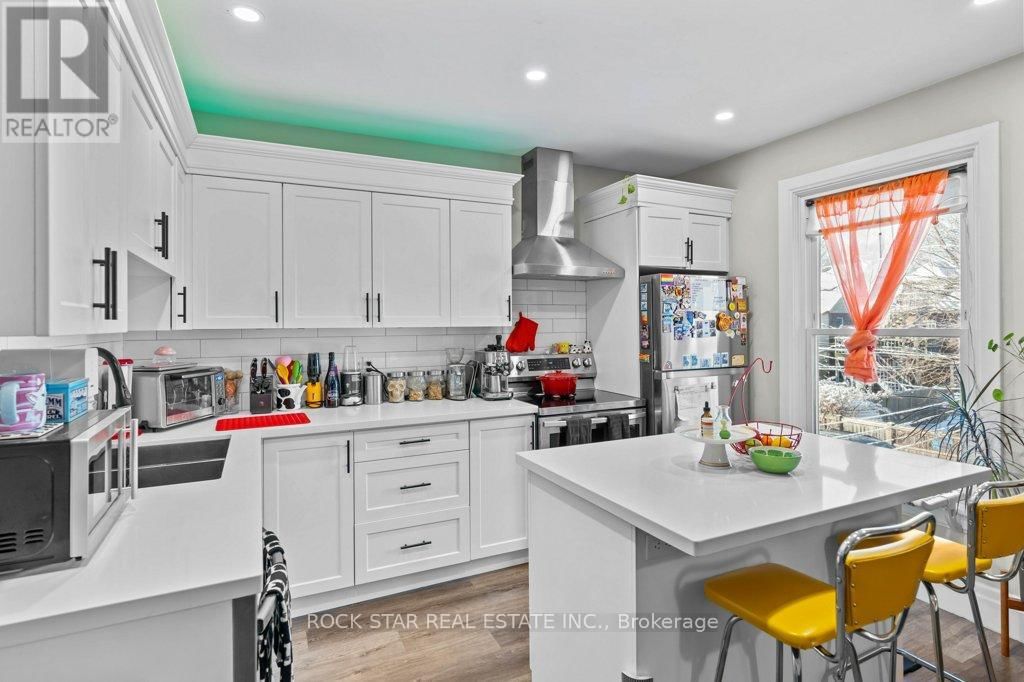 20 HOLTON AVENUE SOUTH Image 33