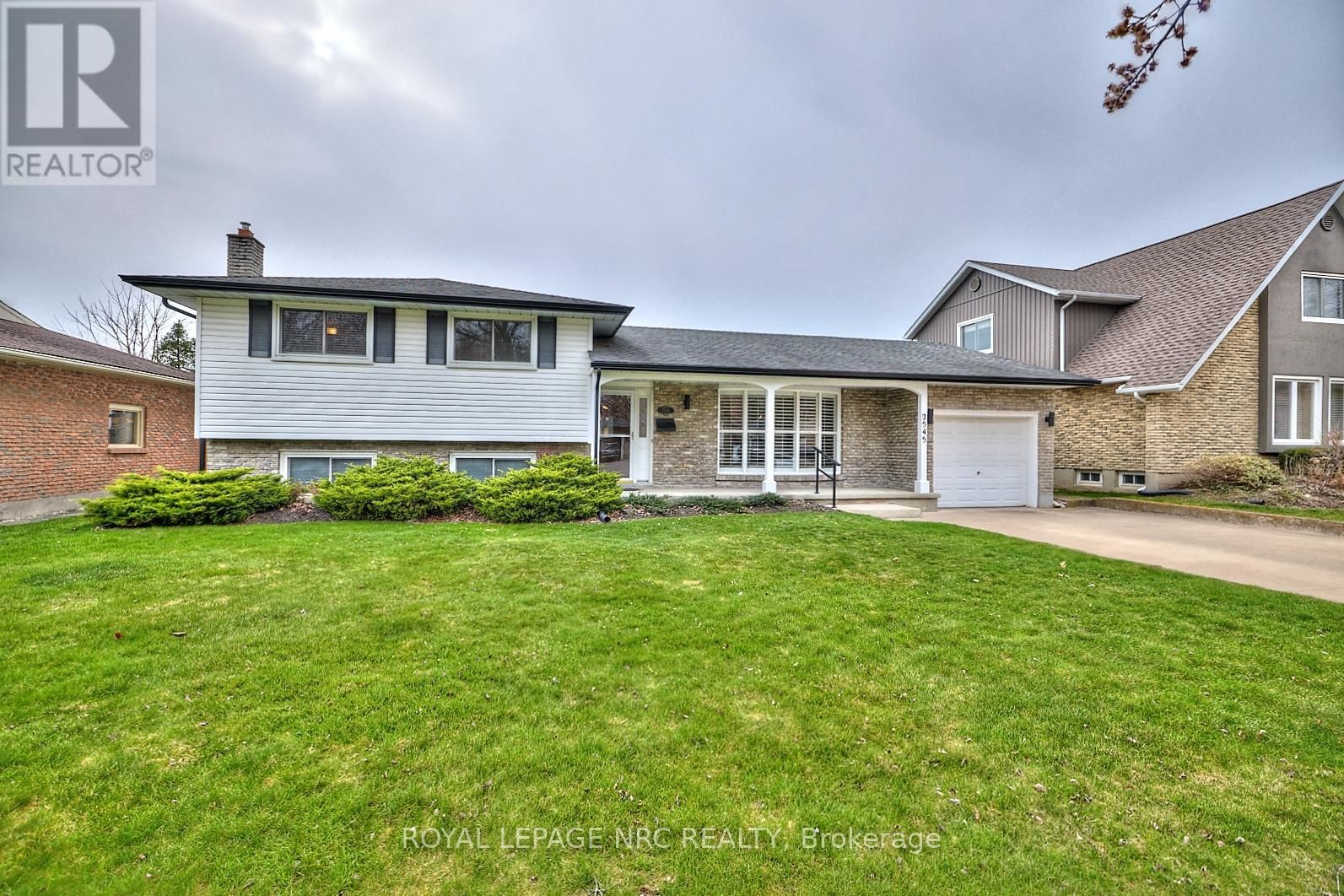 2545 WOODFIELD AVENUE Image 1