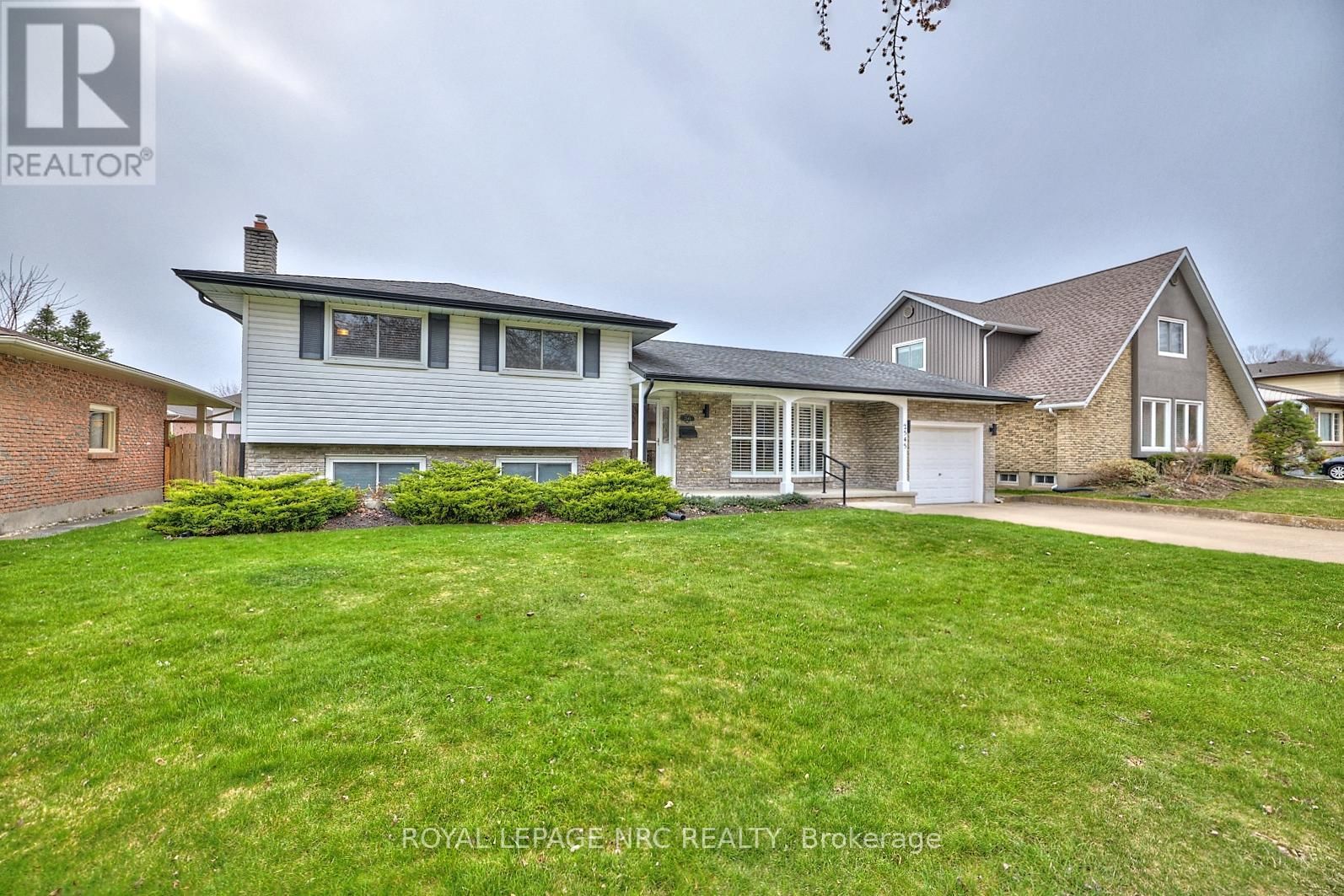 2545 WOODFIELD AVENUE Image 14