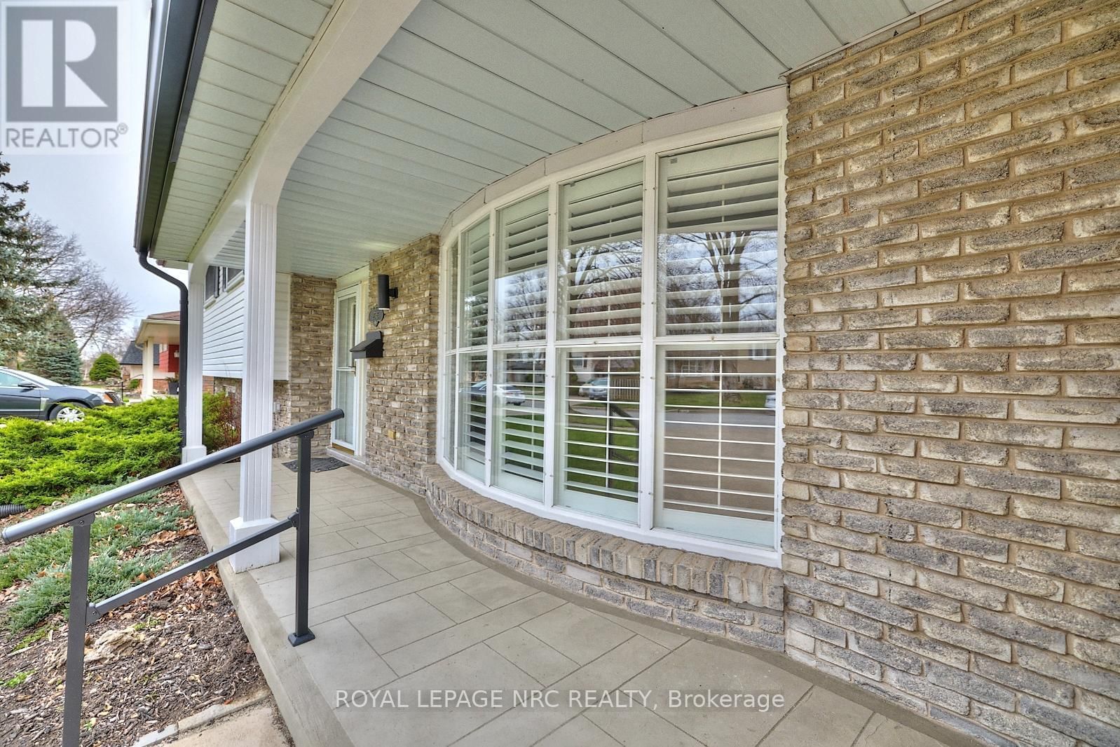 2545 WOODFIELD AVENUE Image 2