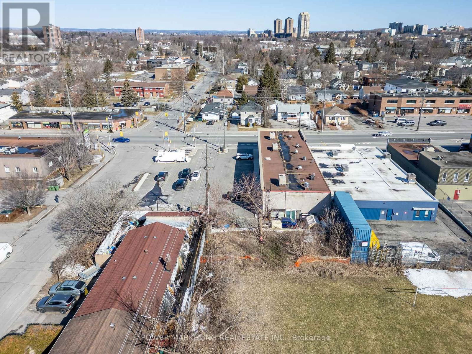 416 MCARTHUR AVENUE Image 15