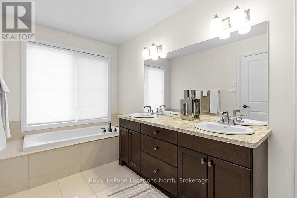 147 YELLOW BIRCH CRESCENT Image 20