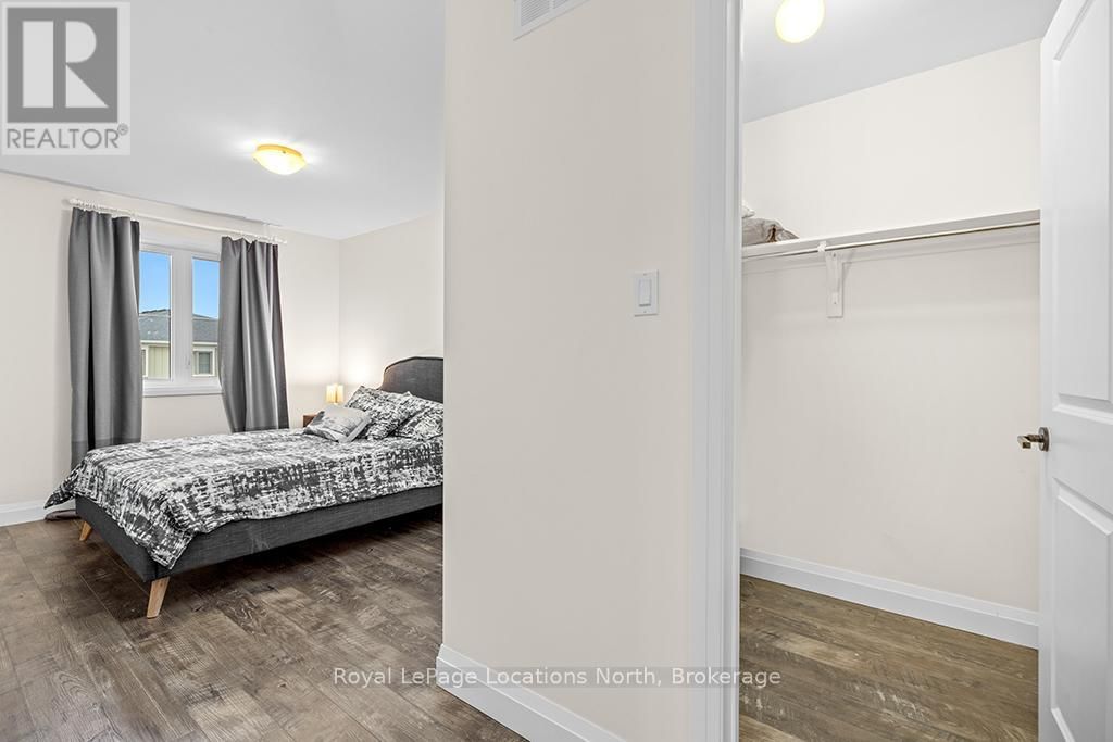 147 YELLOW BIRCH CRESCENT Image 21