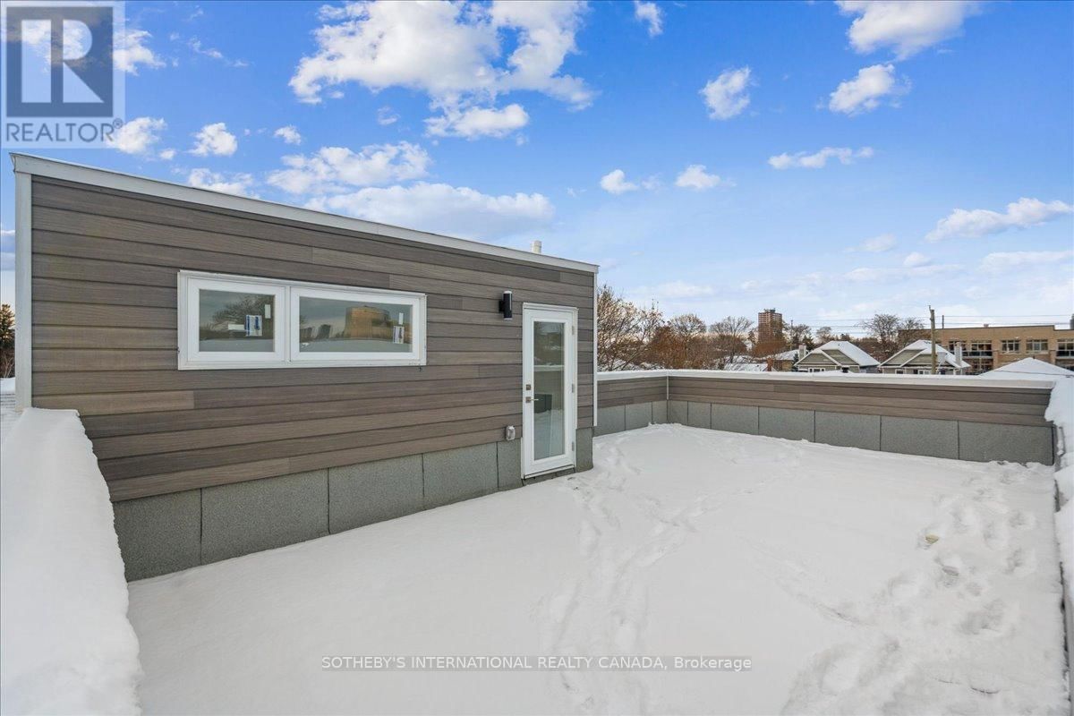 683 MELBOURNE AVENUE Image 38