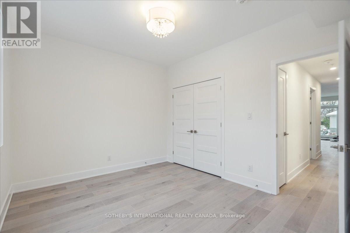 683 MELBOURNE AVENUE Image 6