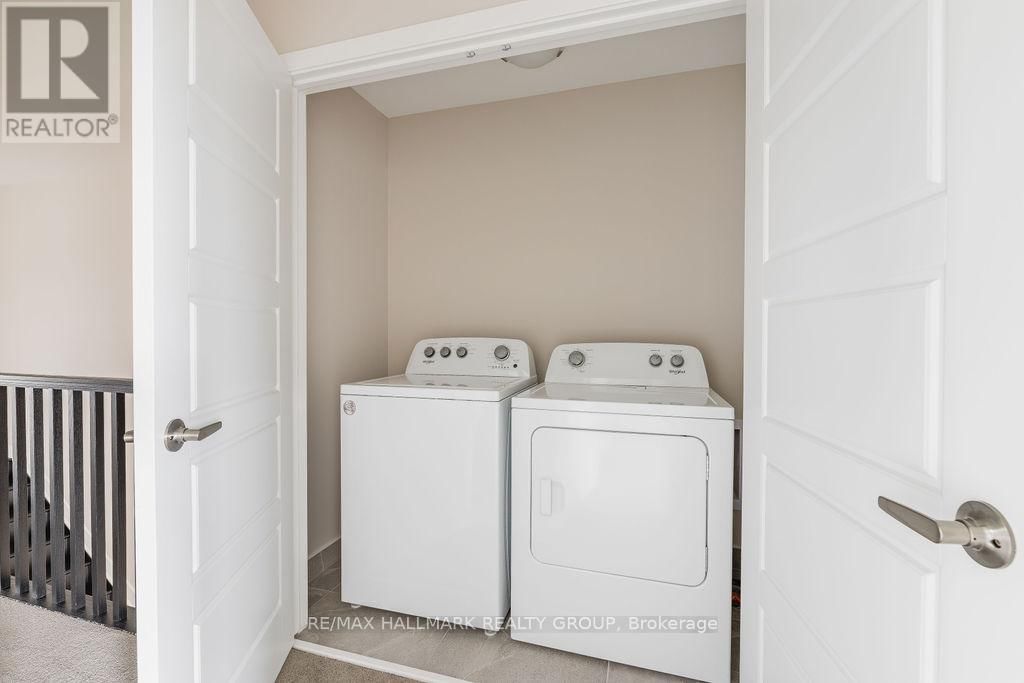 151 BRISTOL CRESCENT Image 31
