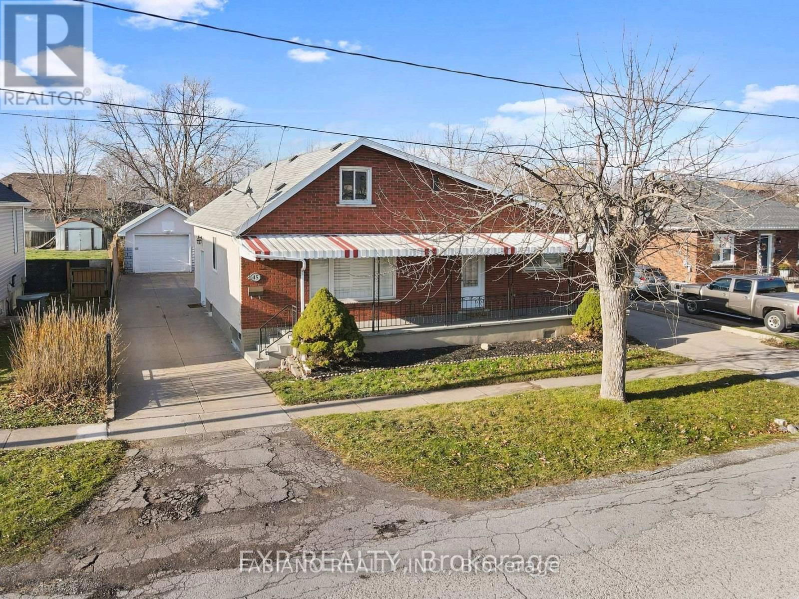 Lower - 45 CUNNINGHAM STREET Image 1
