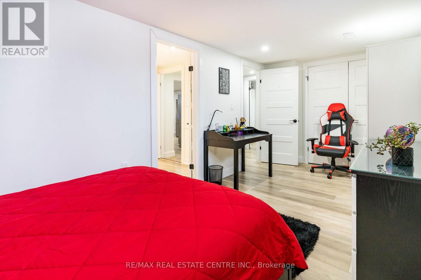 242 MOUNTAIN ROAD Image 26