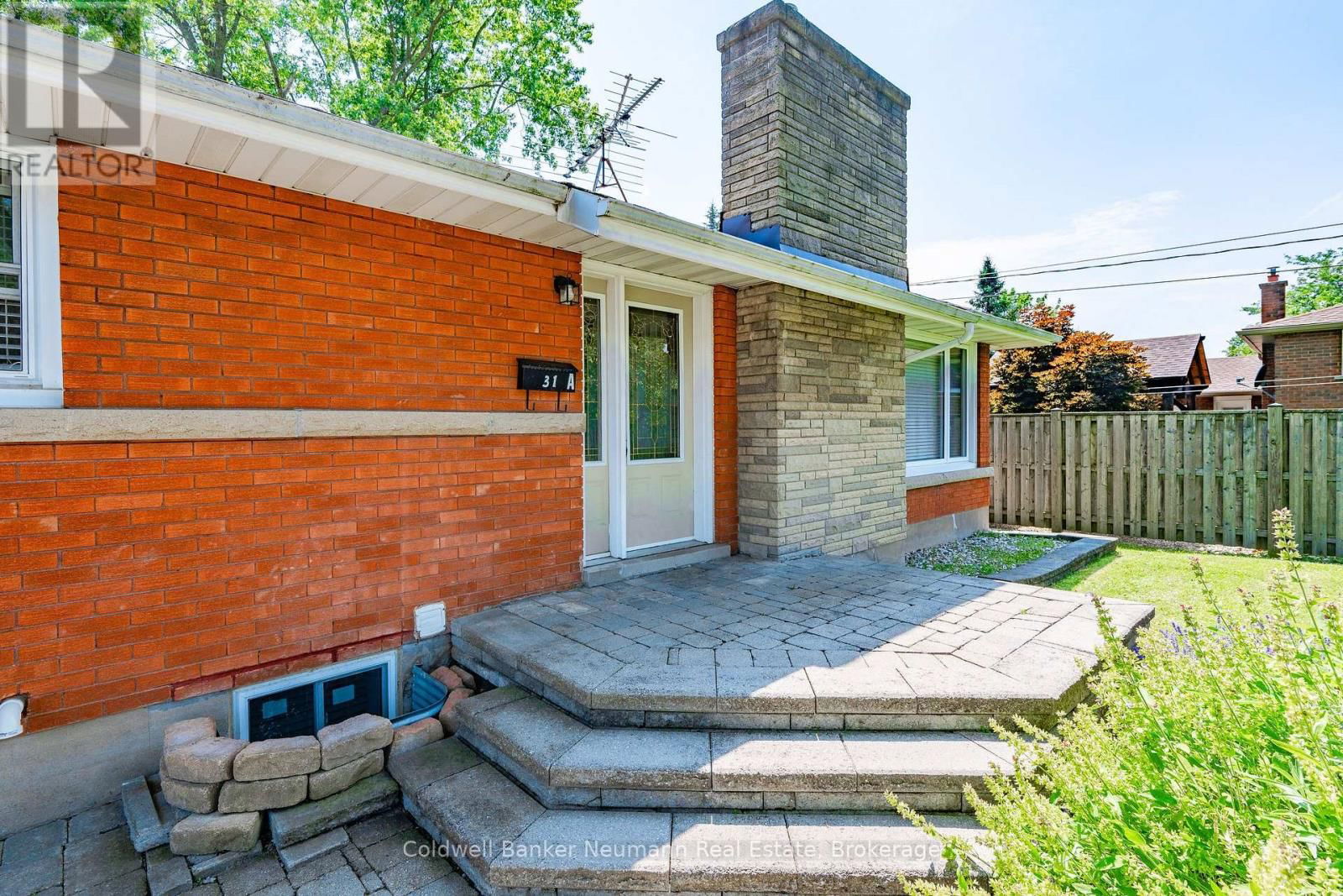 31 SHARON AVENUE Image 3