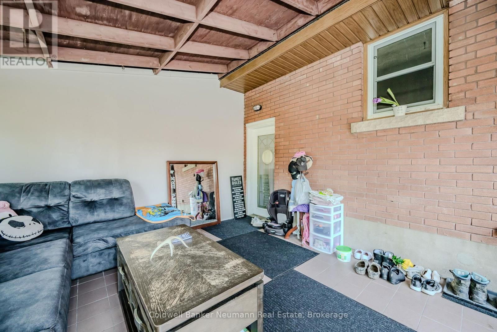 31 SHARON AVENUE Image 36