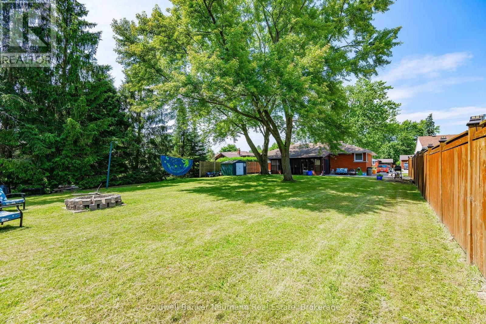 31 SHARON AVENUE Image 39