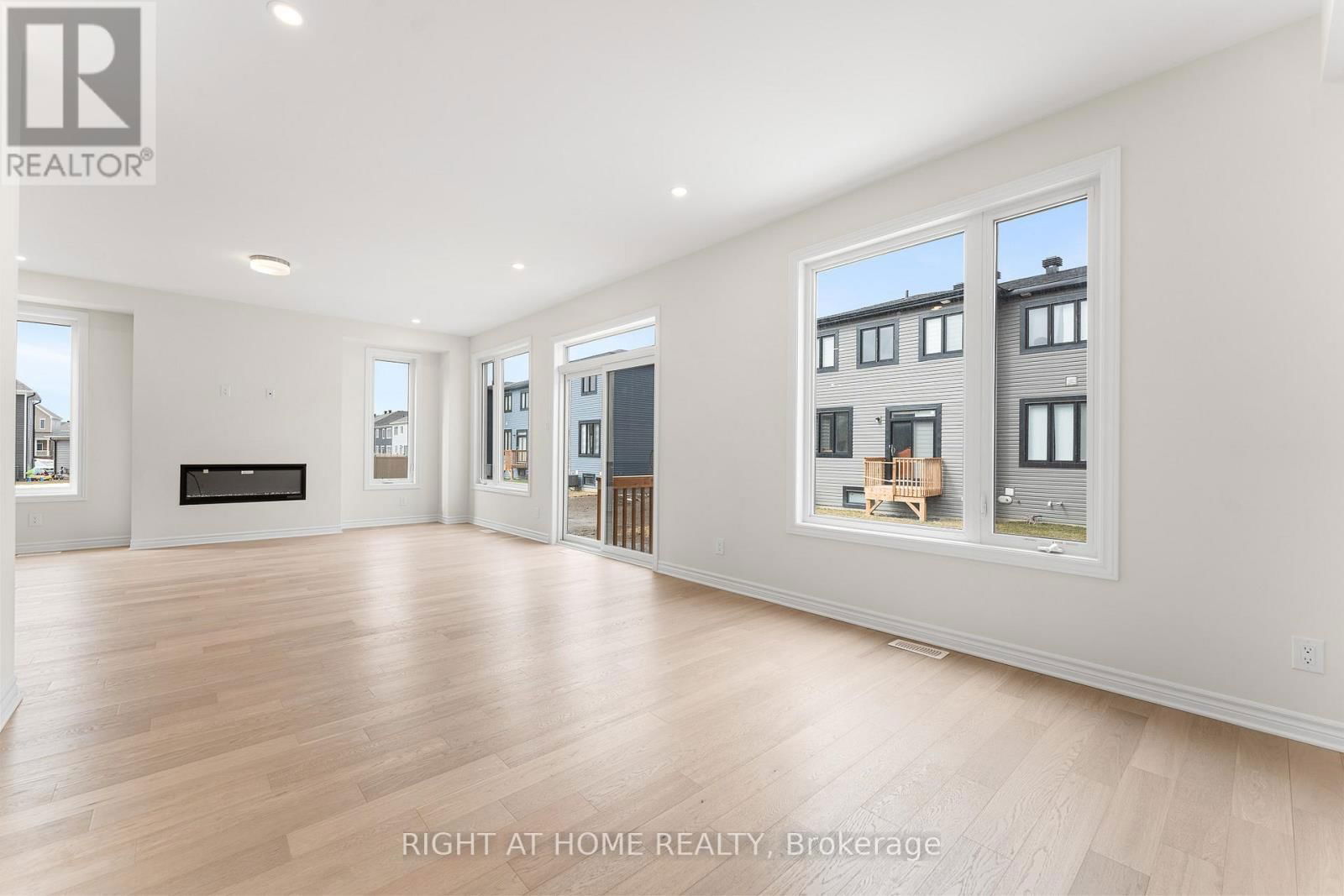 118 LUMEN PLACE Image 18