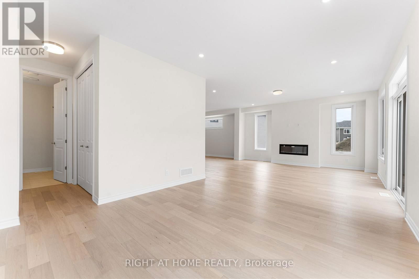 118 LUMEN PLACE Image 19