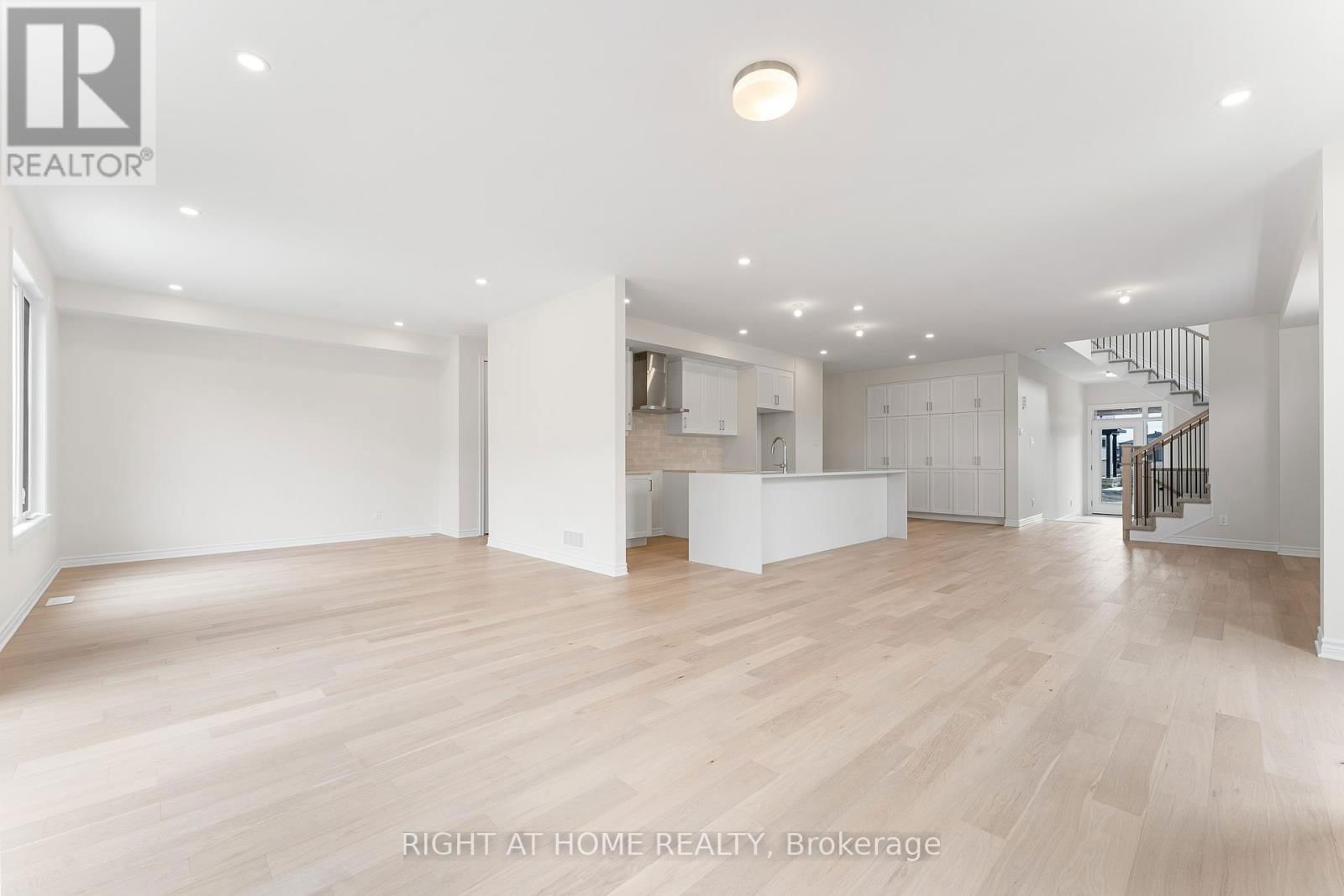 118 LUMEN PLACE Image 20