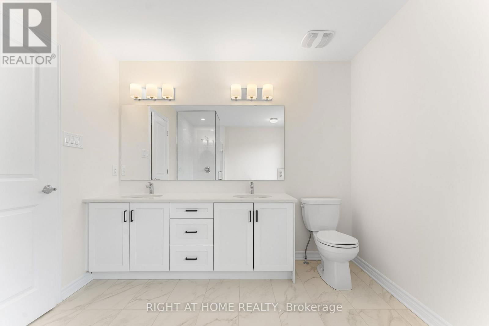 118 LUMEN PLACE Image 31