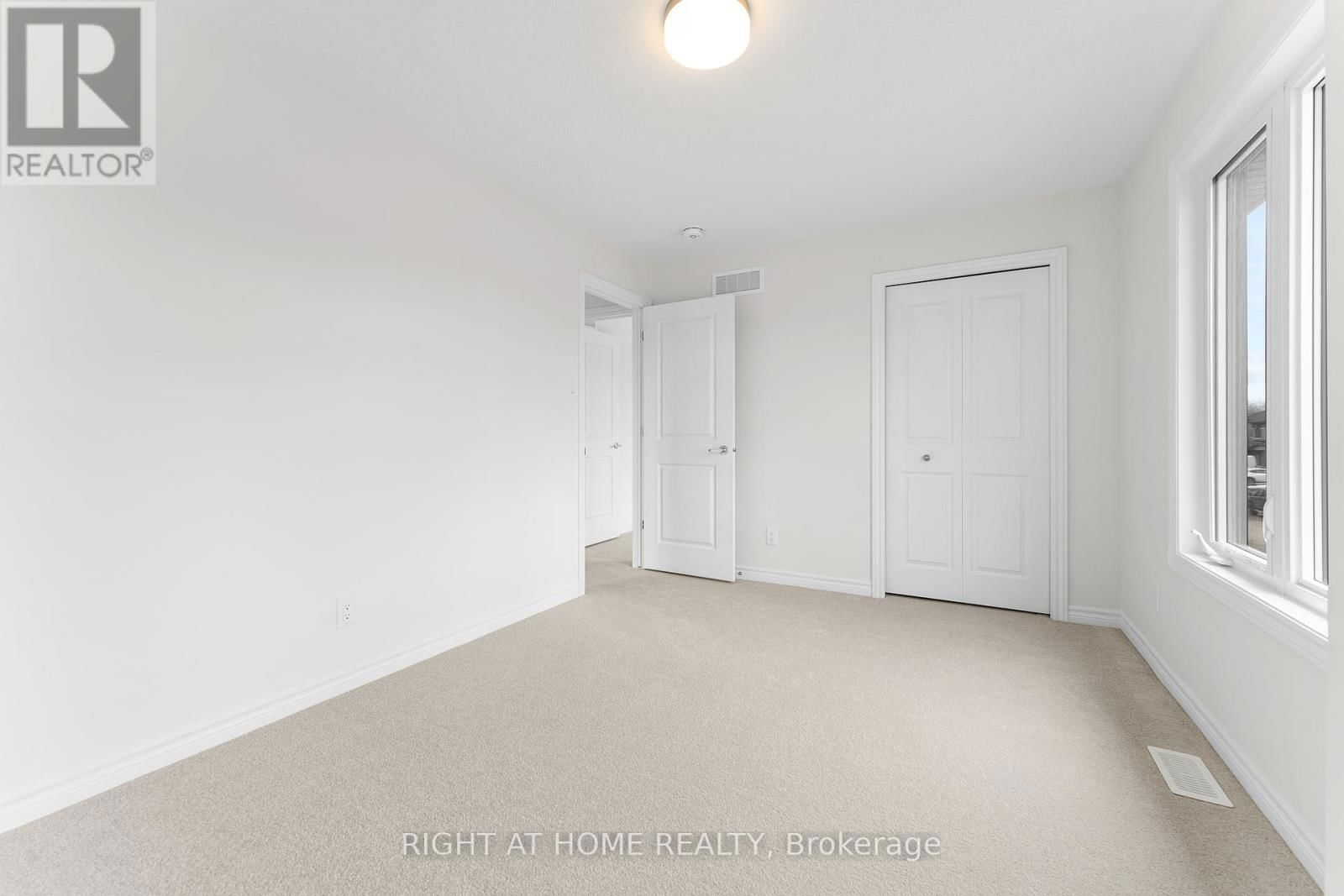 118 LUMEN PLACE Image 35