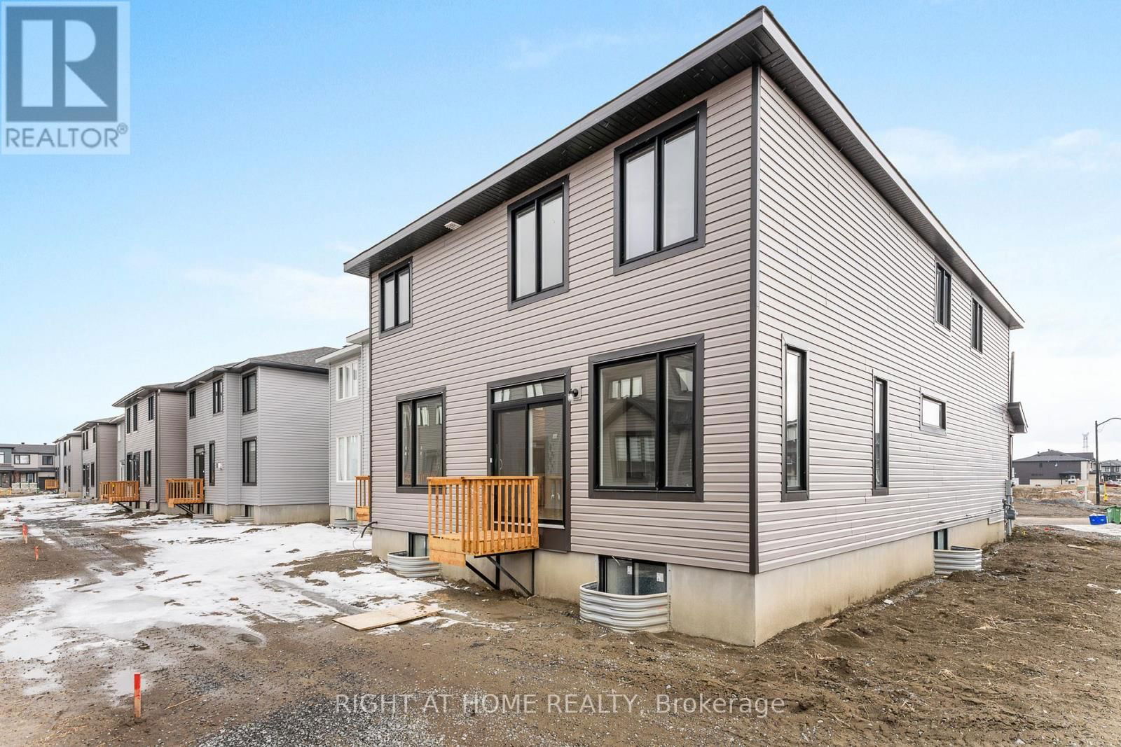 118 LUMEN PLACE Image 46