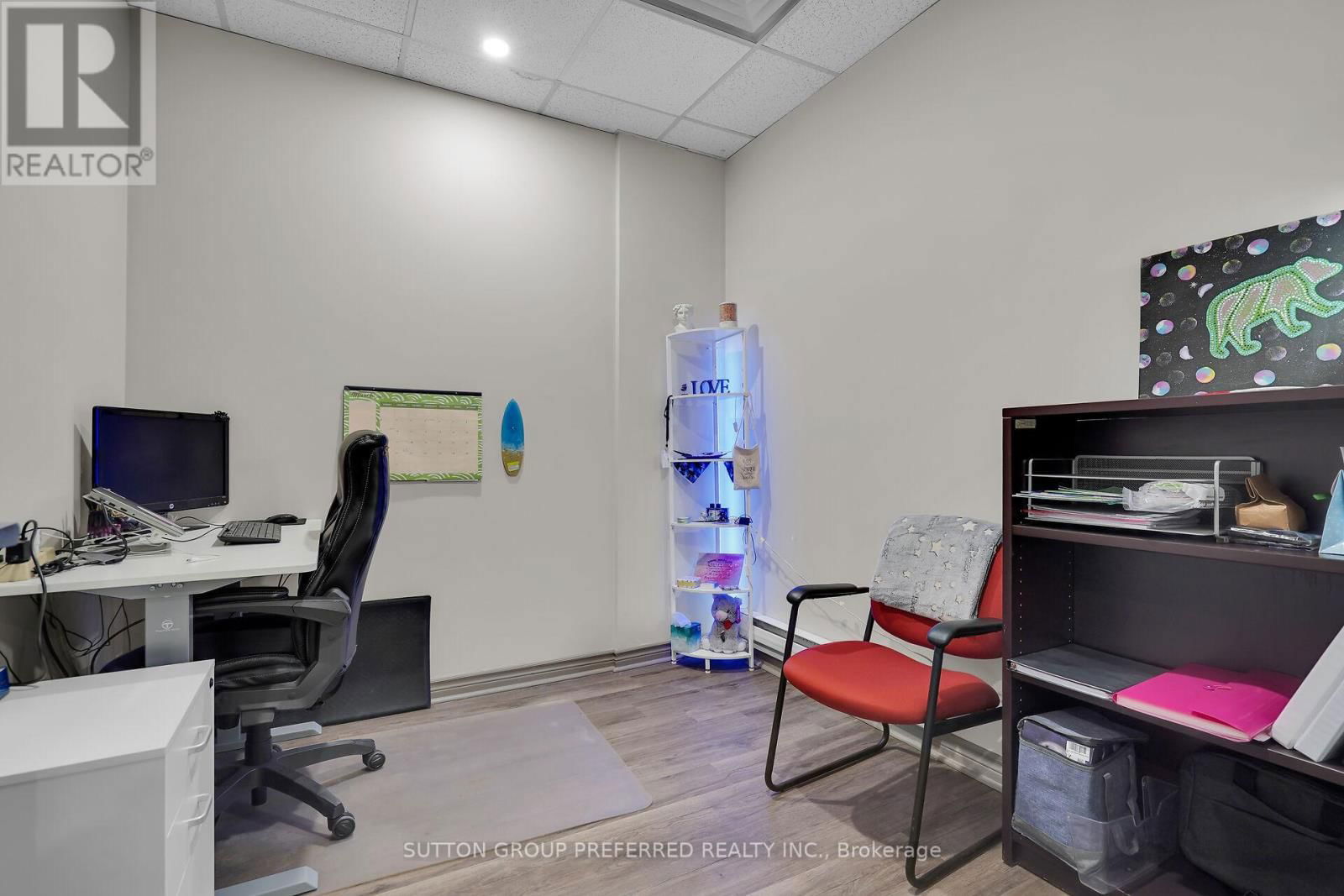 118 - 119 - 379 DUNDAS STREET Image 15