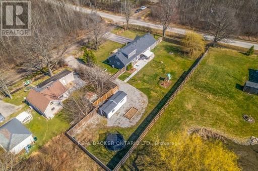 2913 RIDGEMOUNT ROAD Image 24