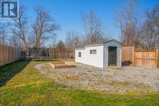 2913 RIDGEMOUNT ROAD Image 5