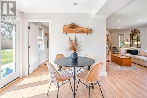 2913 RIDGEMOUNT ROAD Image 9