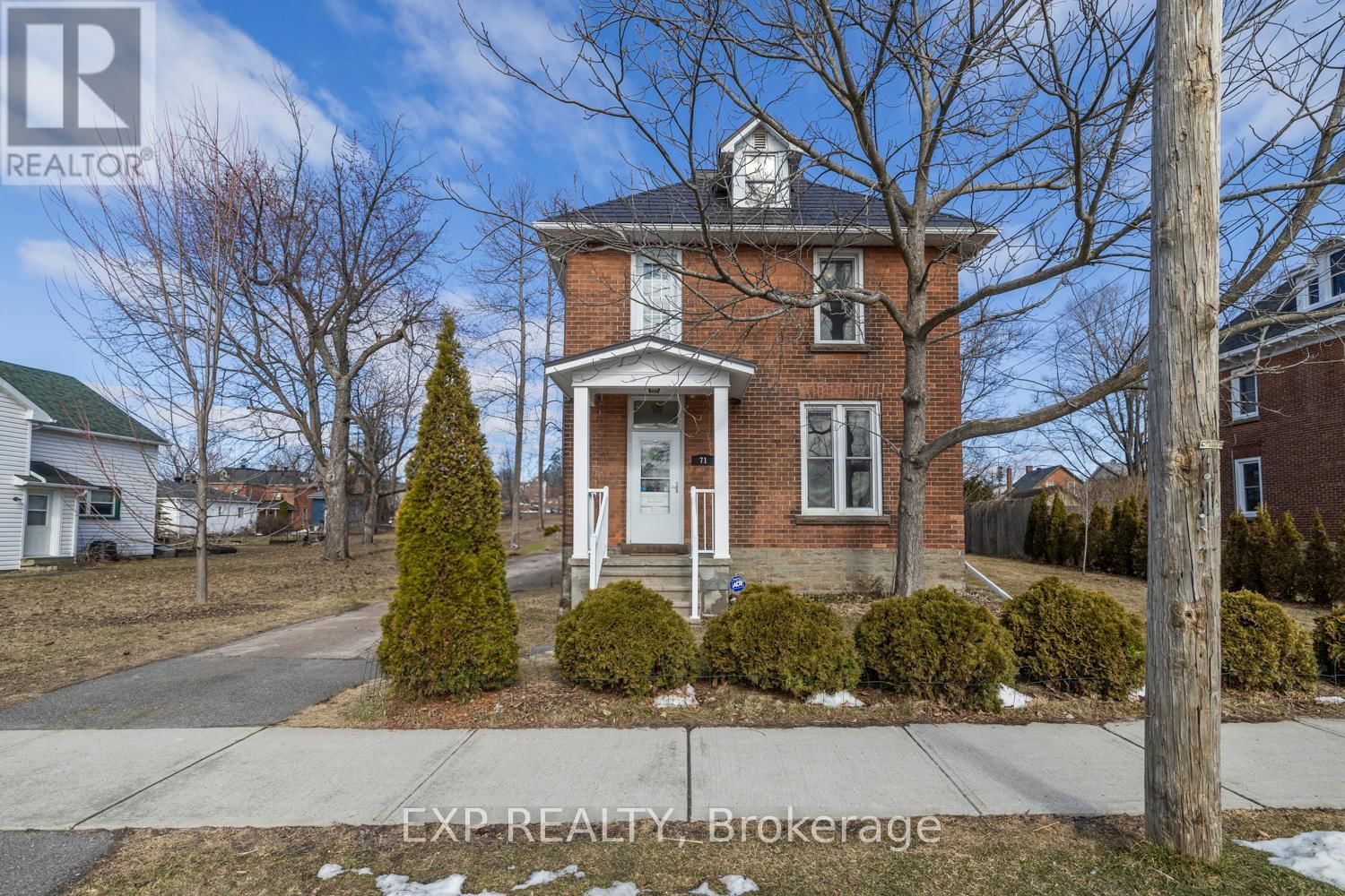71 HIGH STREET Image 1