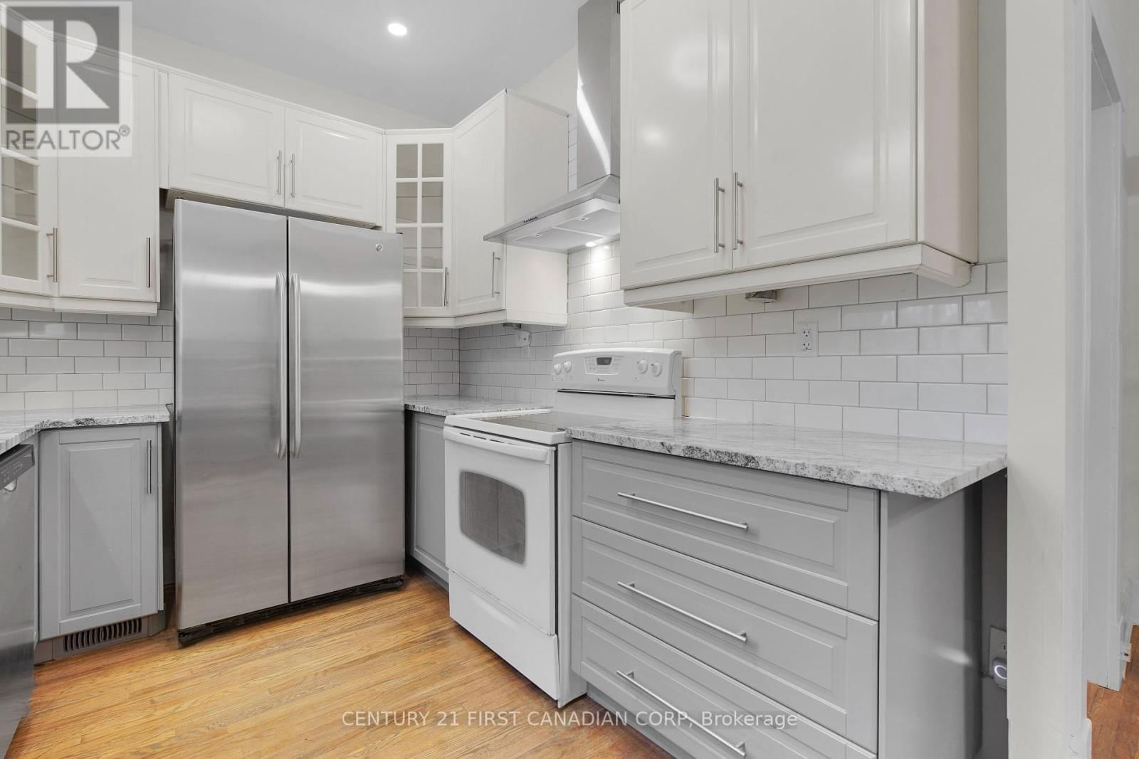 353 CHEAPSIDE STREET Image 15