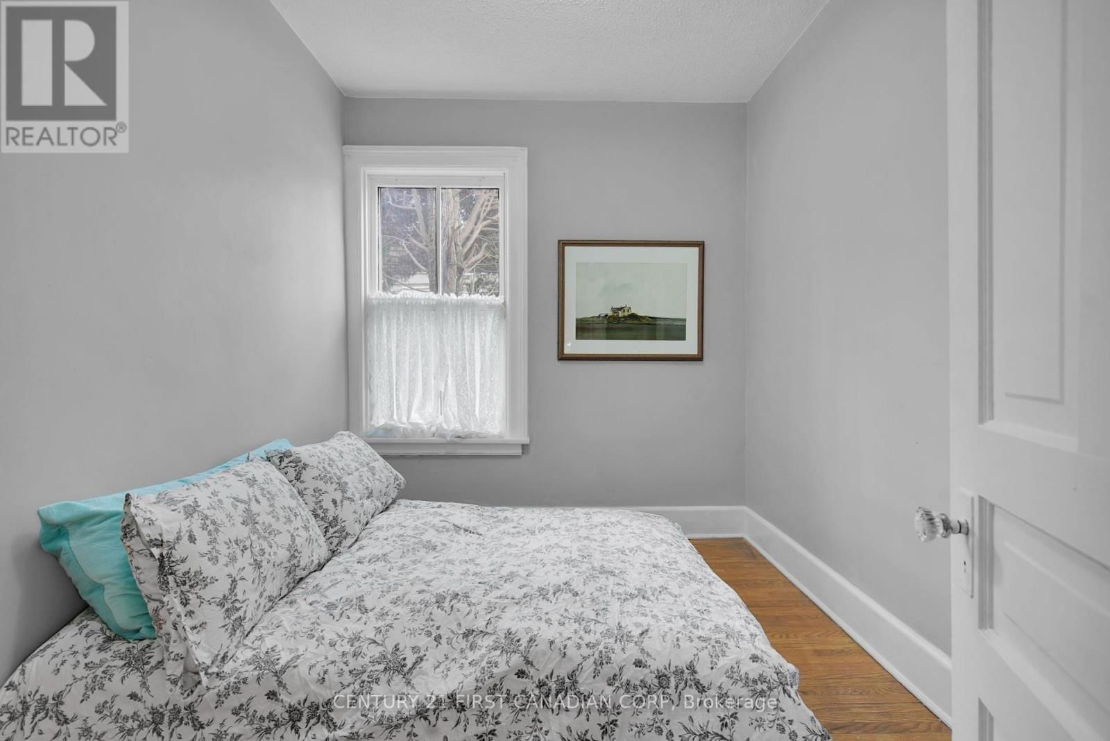 353 CHEAPSIDE STREET Image 18