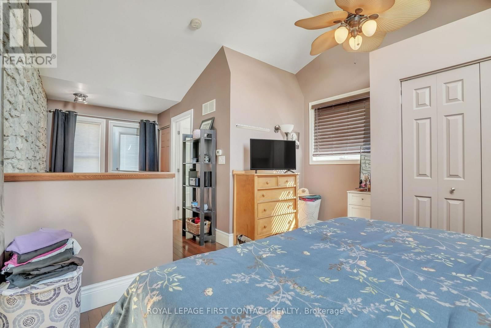 130 ST DAVID STREET SOUTH Image 36