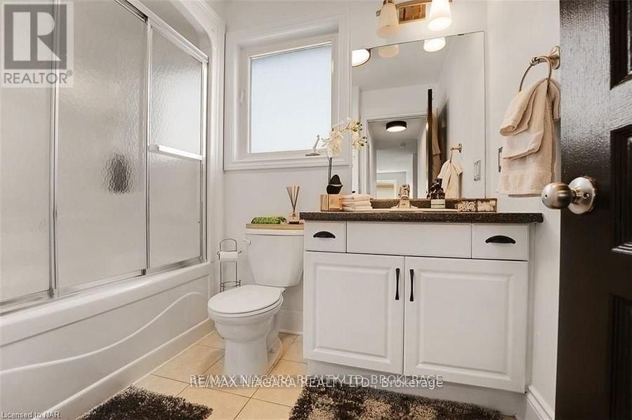 6618 FLORA COURT Image 20