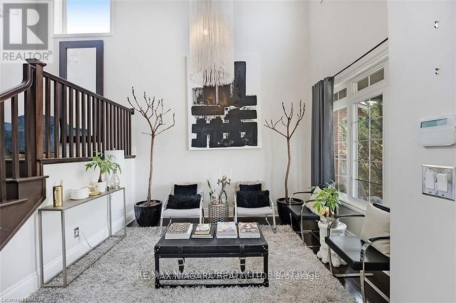 6618 FLORA COURT Image 3