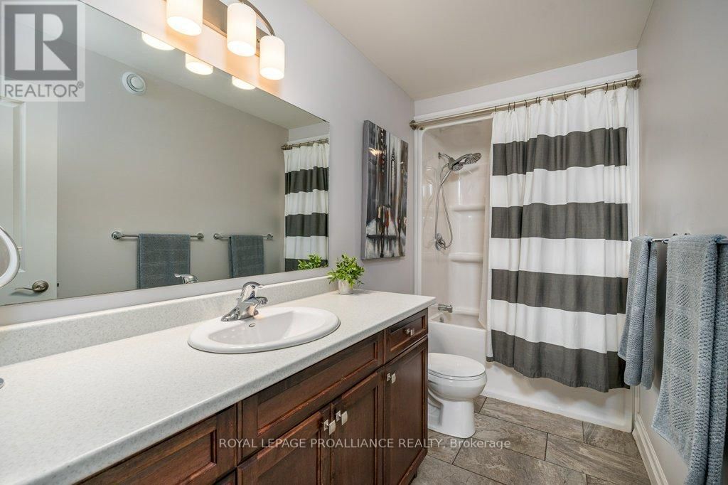 53 ASPEN DRIVE Image 16