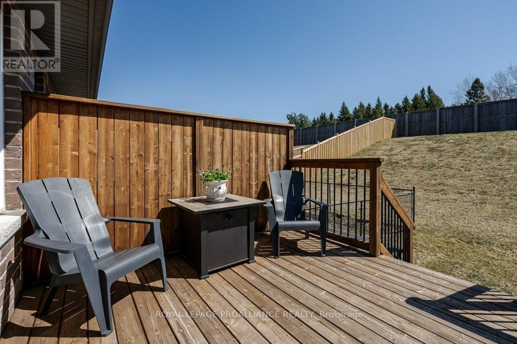 53 ASPEN DRIVE Image 23