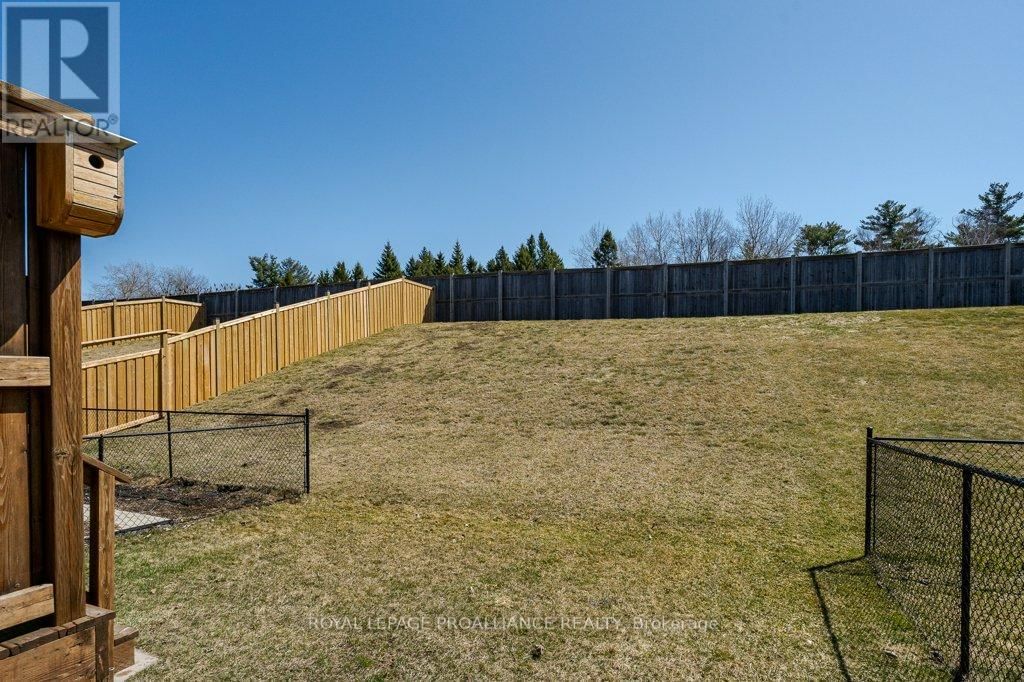 53 ASPEN DRIVE Image 31