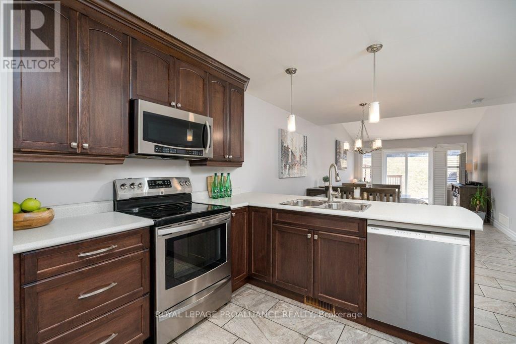 53 ASPEN DRIVE Image 5