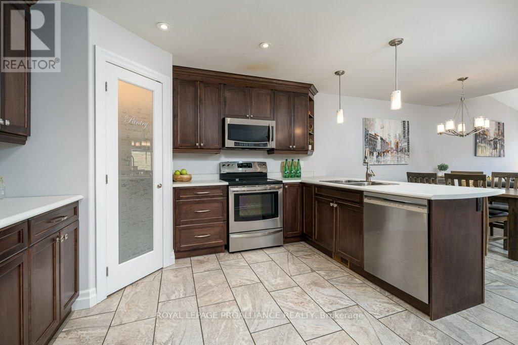 53 ASPEN DRIVE Image 6