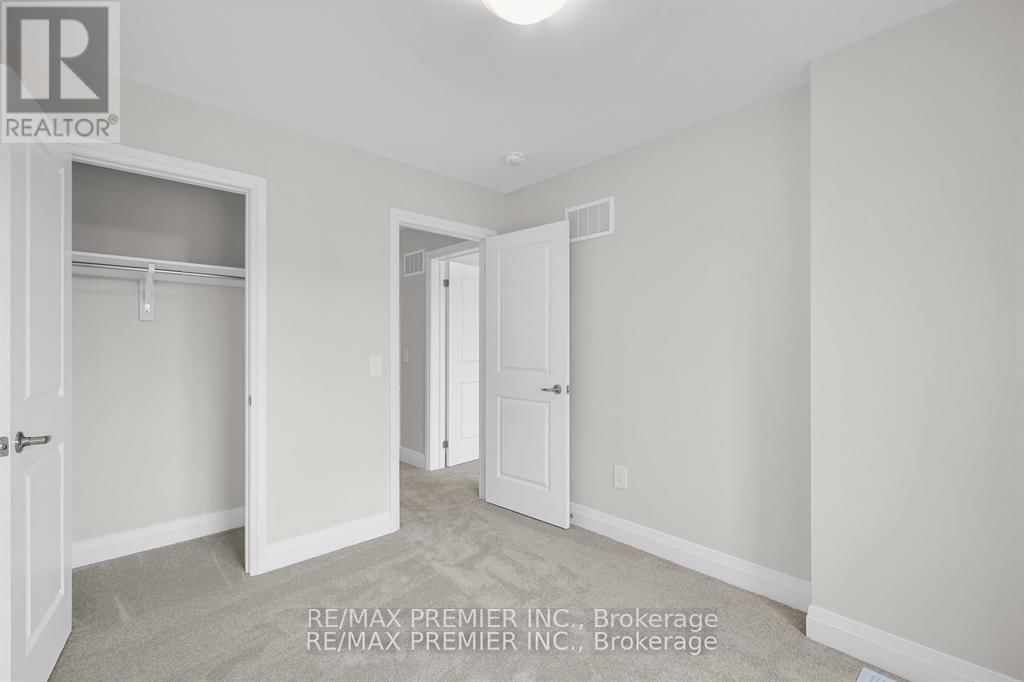 138 CORLEY STREET Image 12