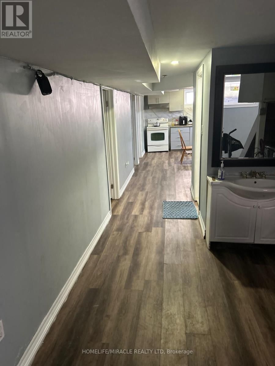 1326 HIGHBURY AVENUE NORTH Image 11