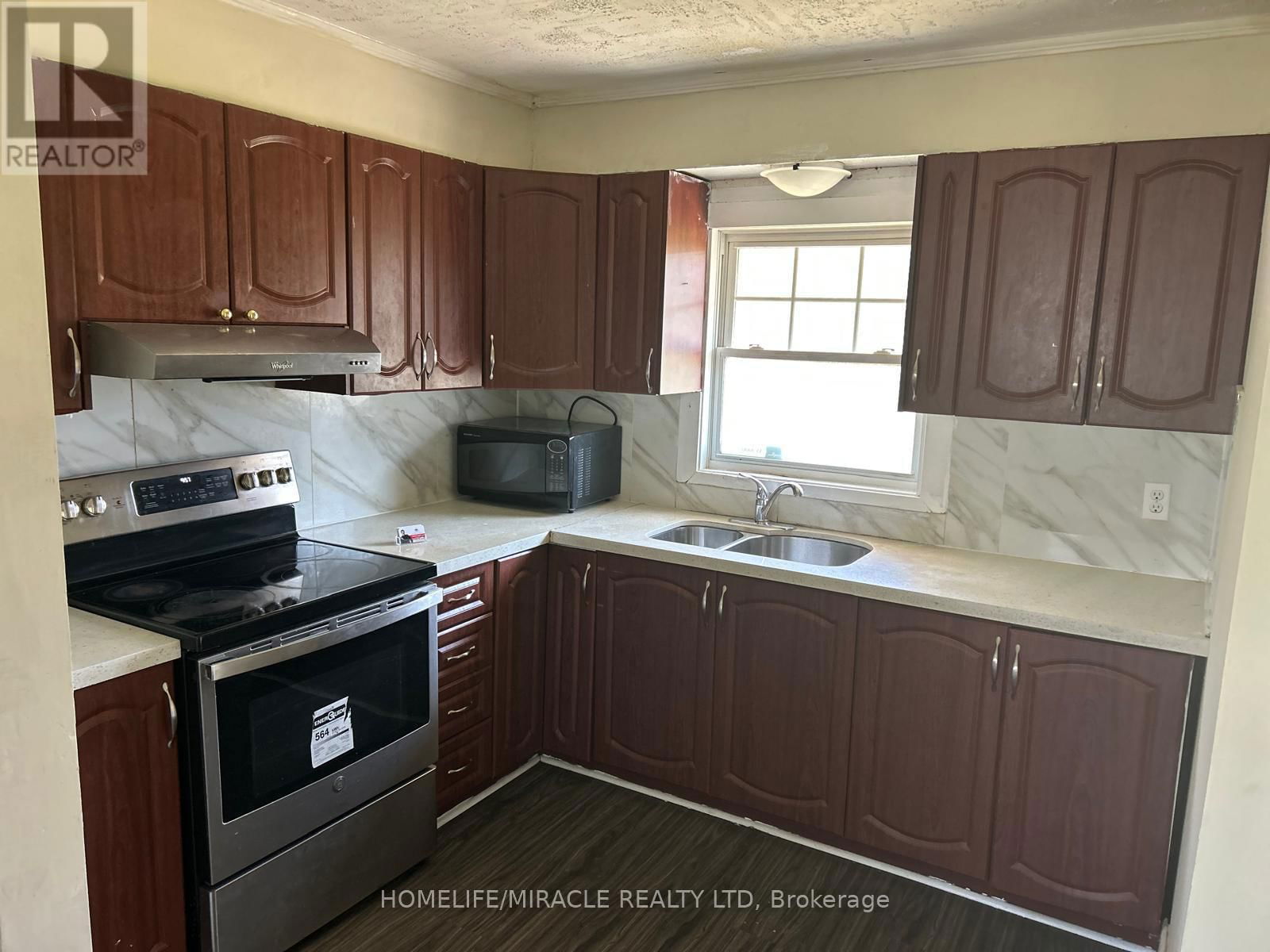 1326 HIGHBURY AVENUE NORTH Image 4