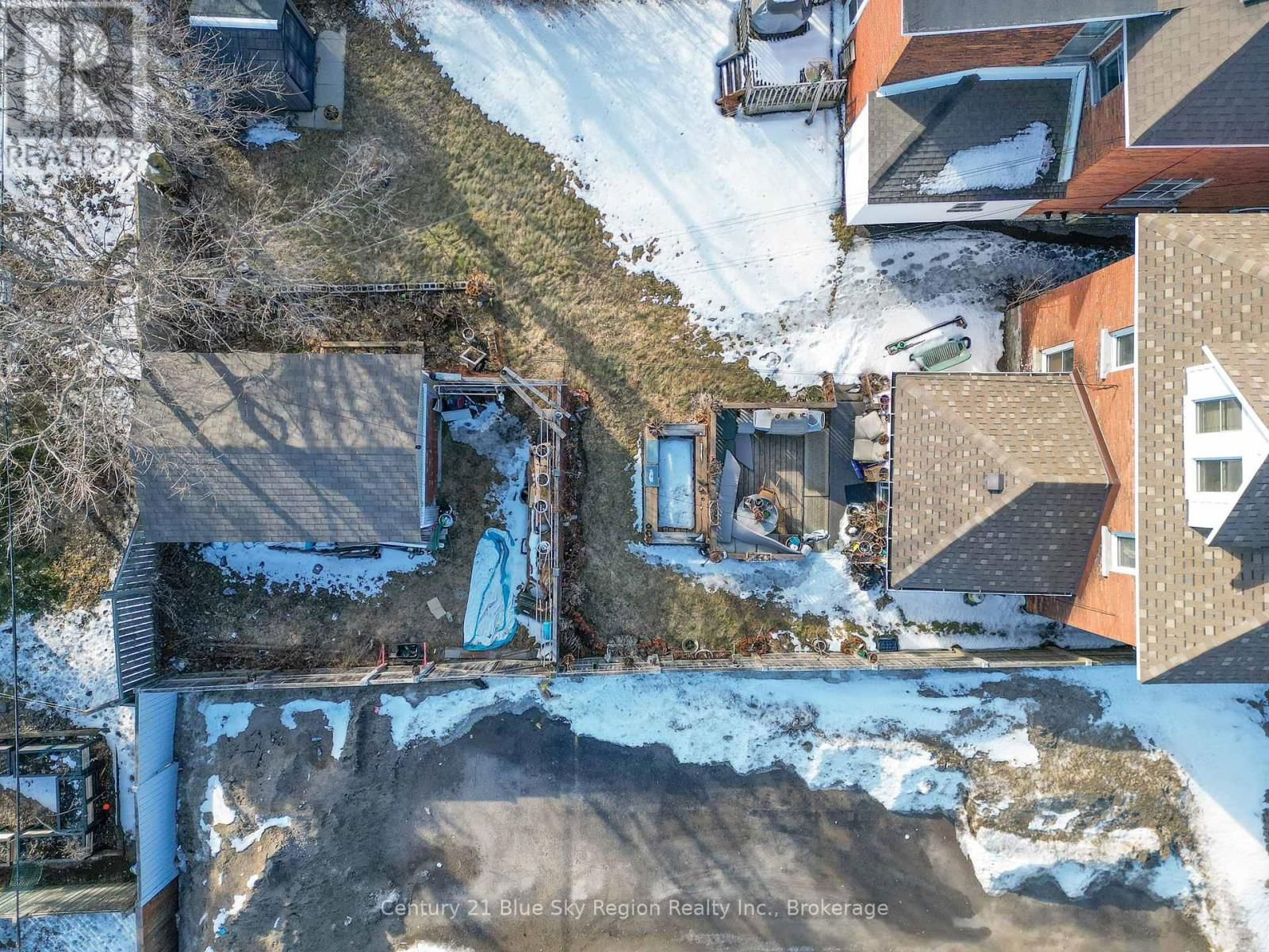 646 MAIN STREET EAST Image 10