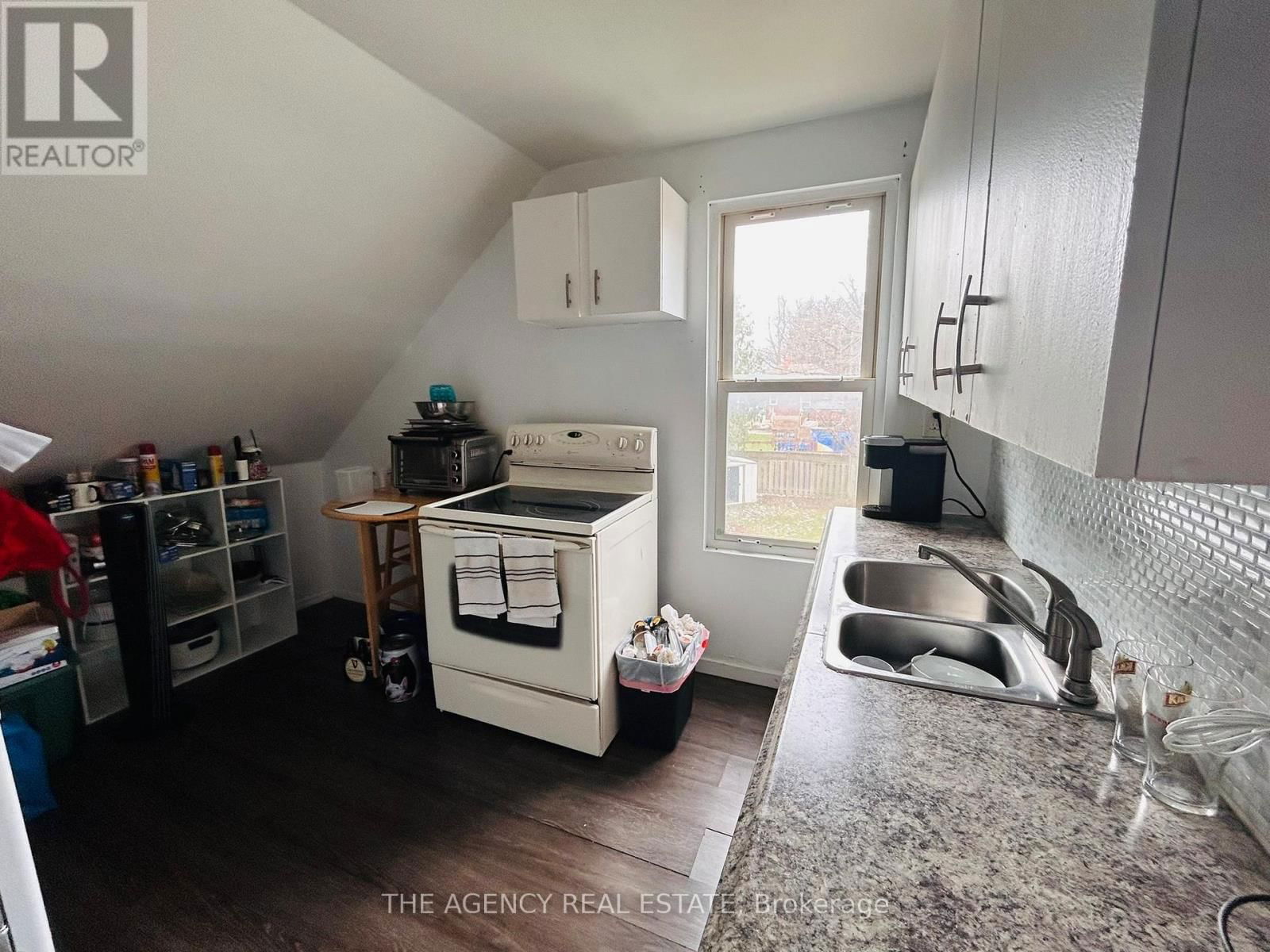 115 GLADSTONE AVENUE Image 8